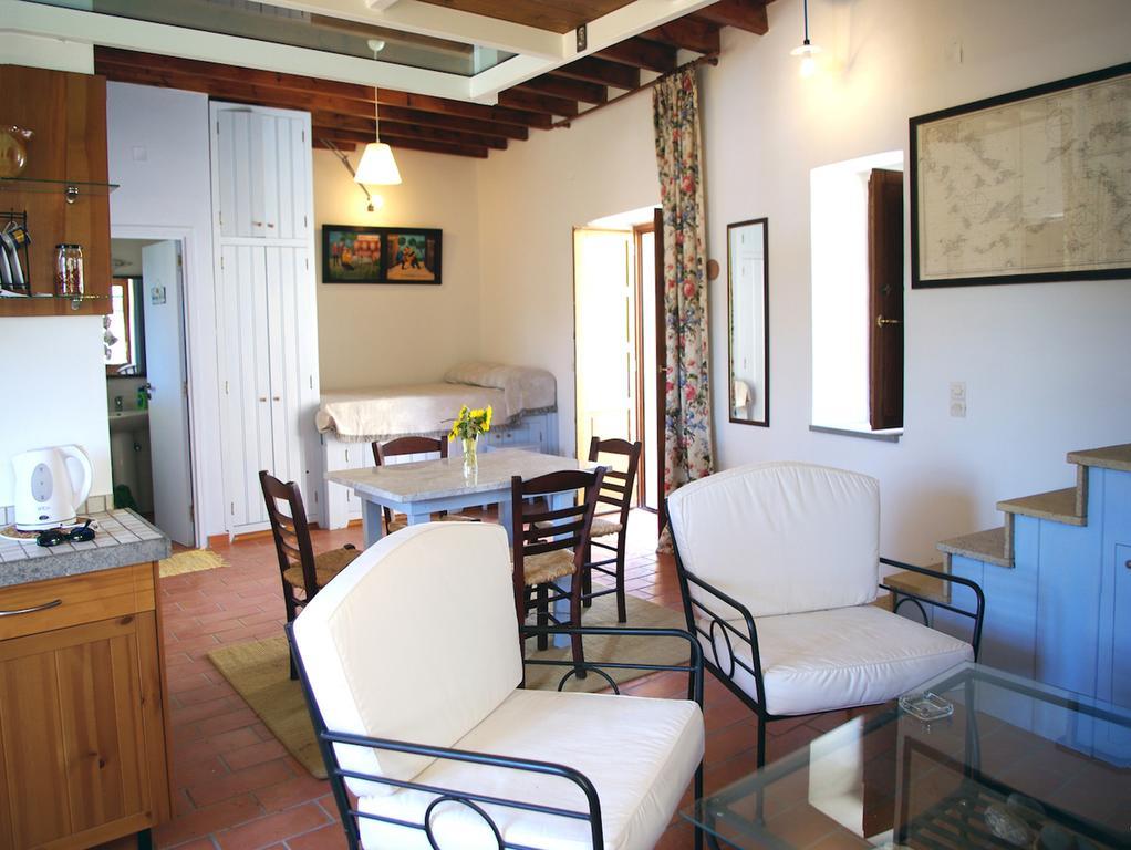 Villa Patmos Netia Skála Exteriör bild